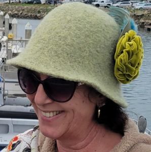 Meet your Posher, Denise